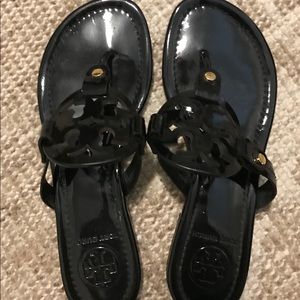 Like New Tory Burch Miller sandal Black Patent